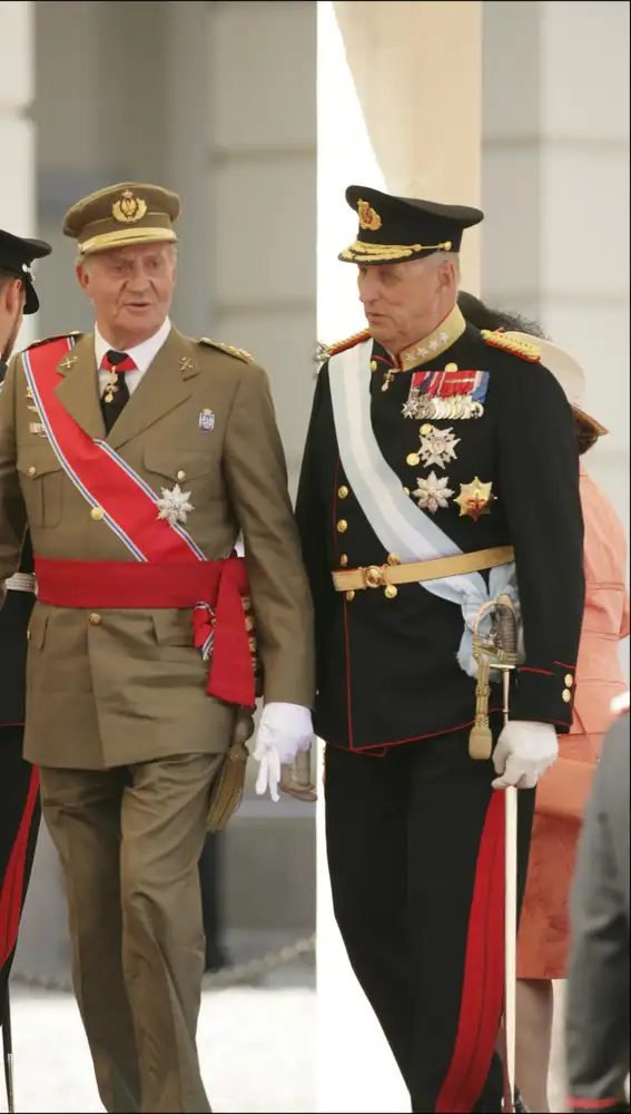 Juan Carlos I en visita oficial a Noruega. En la imgen junto Harald de Noruega.
