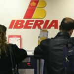 Iberia pacta un ERE voluntario para 1.427 empleados