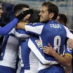  3-0. Stuani y Caicedo alargan la fiesta a costa del Almería