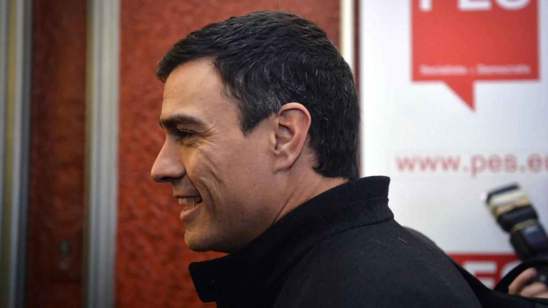El líder del PSOE, Pedro Sánchez, llega a la reunión de los líderes del Partido Socialista Europeo en Bruselas