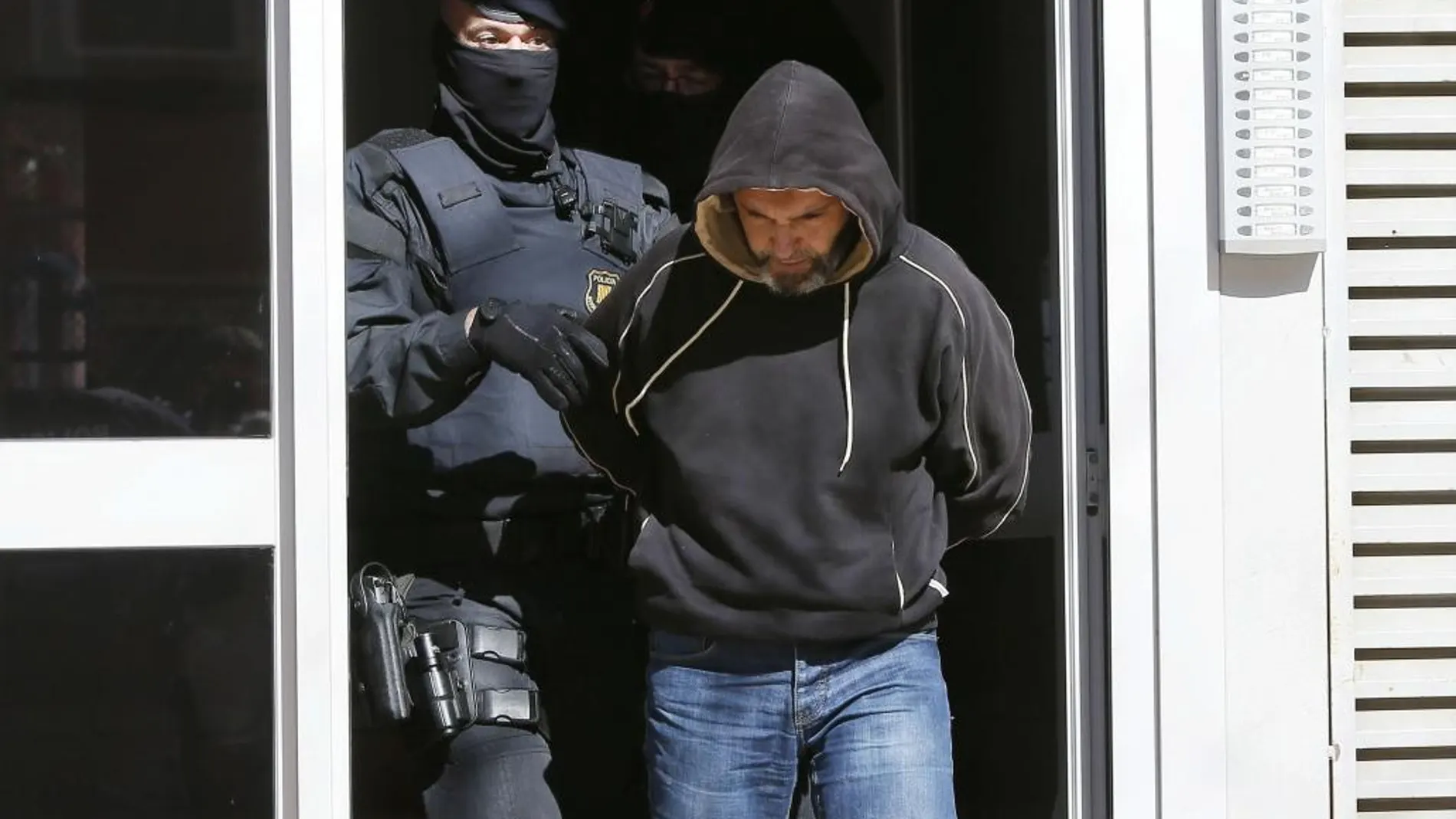 La Policía detiene a uno de los presuntos integrantes de una célula yihadista en Barcelona