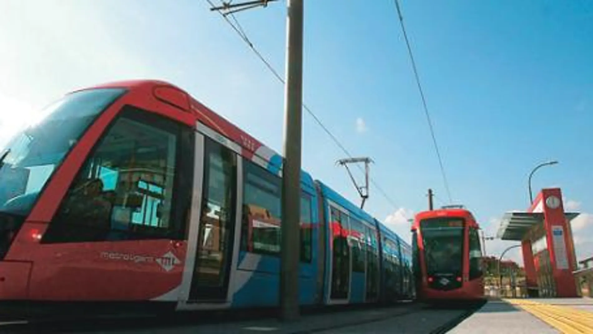 El uso del Metro evita la emisión de una tonelada de CO2 al día