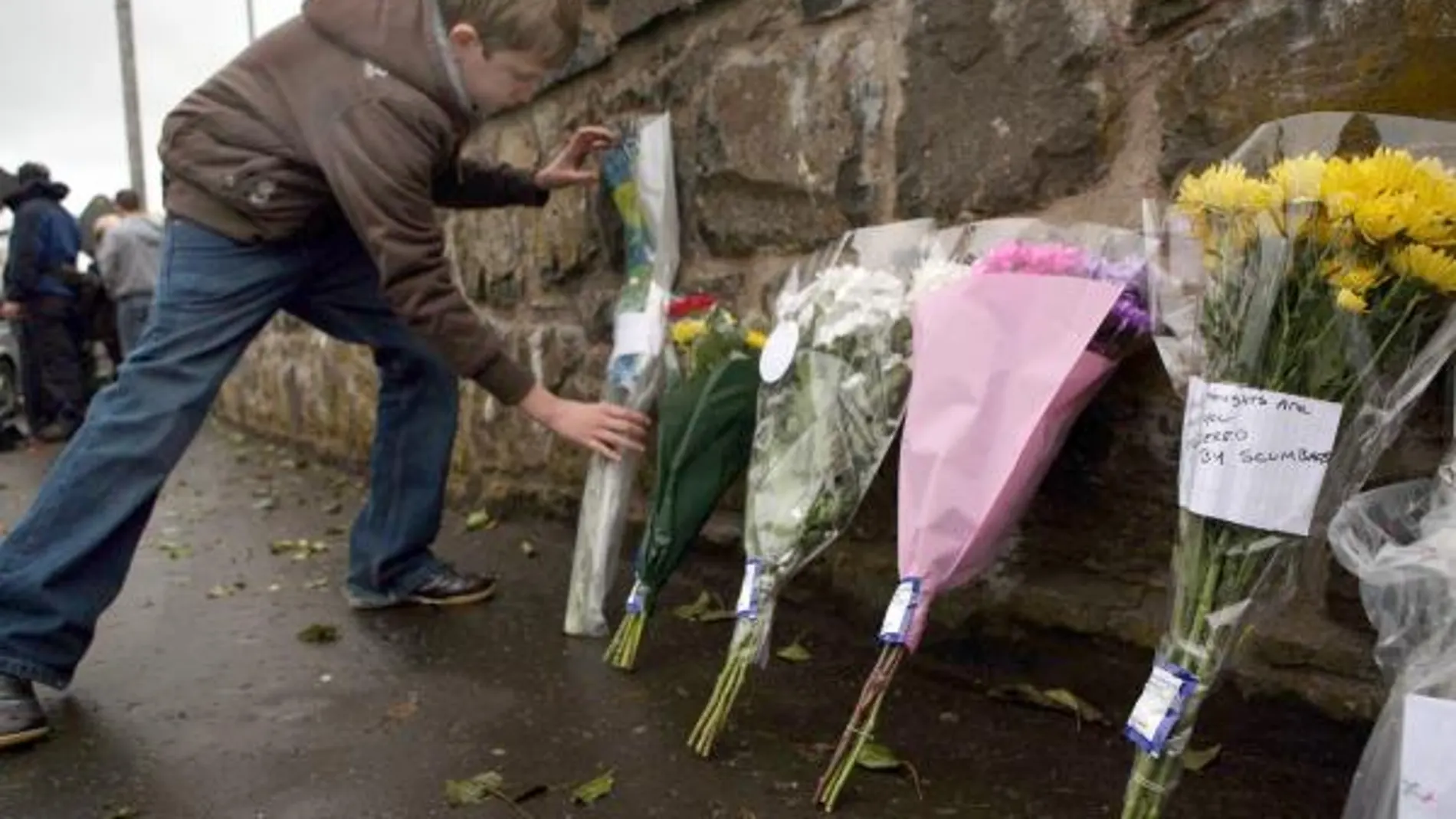 Tres detenidos por el asesinato de dos soldados en Irlanda del Norte