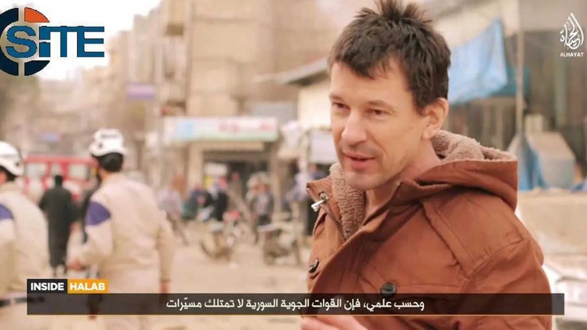 El rehén británico aparece en un nuevo vídeo propagandístico del EI en Siria