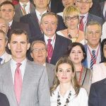 El día de la destitución. En la reunión anual de los directores del Instituto Cervantes fue cuando le comunicaron a Irene Zoe Alameda, en la foto en el círculo, su destitución