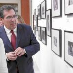 Susana Díaz inauguró ayer una exposición en Sevilla