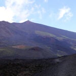Para la investigación se han empleado los datos registrados de una erupción producida en 2008 en el volcán Etna.