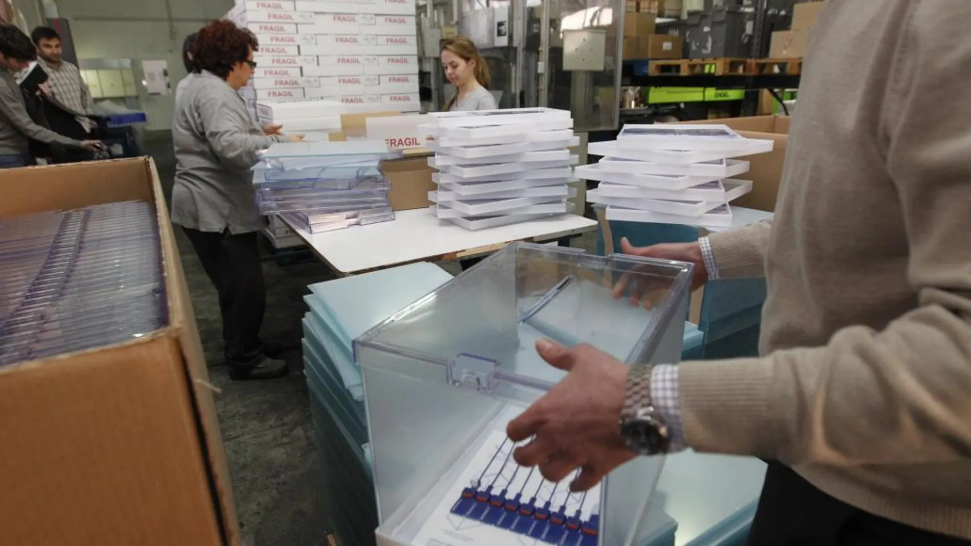 El adelanto andaluz eleva el coste electoral de 2015 a 430 millones
