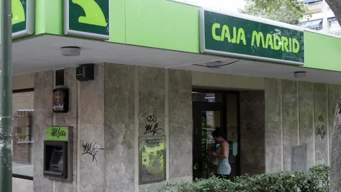 El juez pregunta al Banco de España si hubo delito en el uso de tarjetas «b»