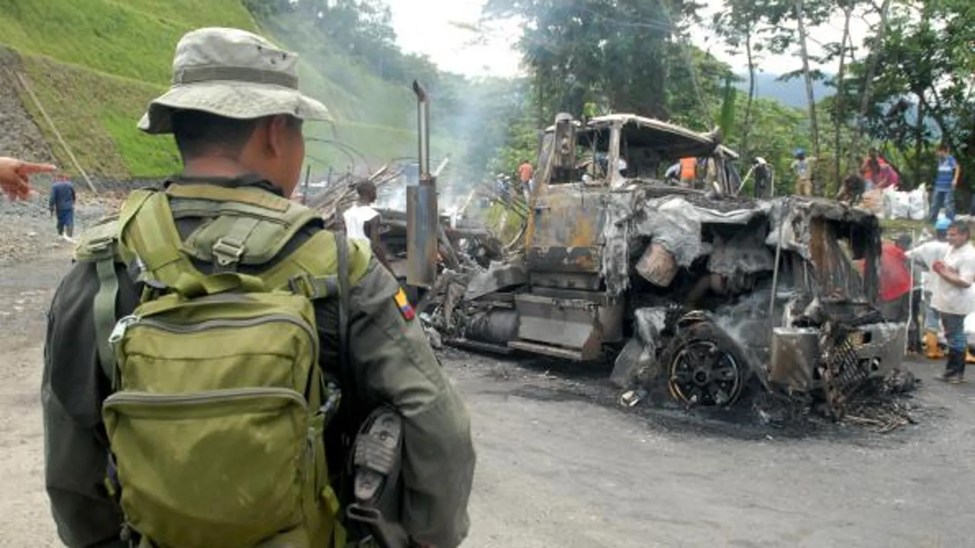 El Gobierno colombiano anuncia una «campaña militar masiva» contra las FARC