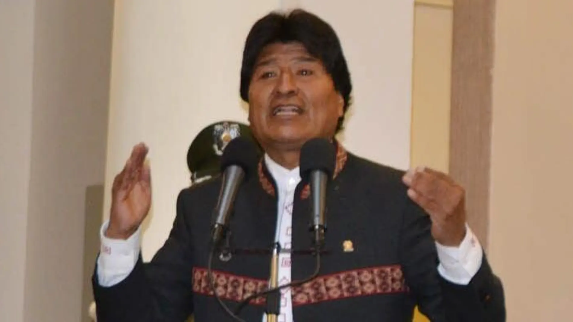 Evo Morales pronuncia un discurso en el Palacio de Gobierno en La Paz (Bolivia)