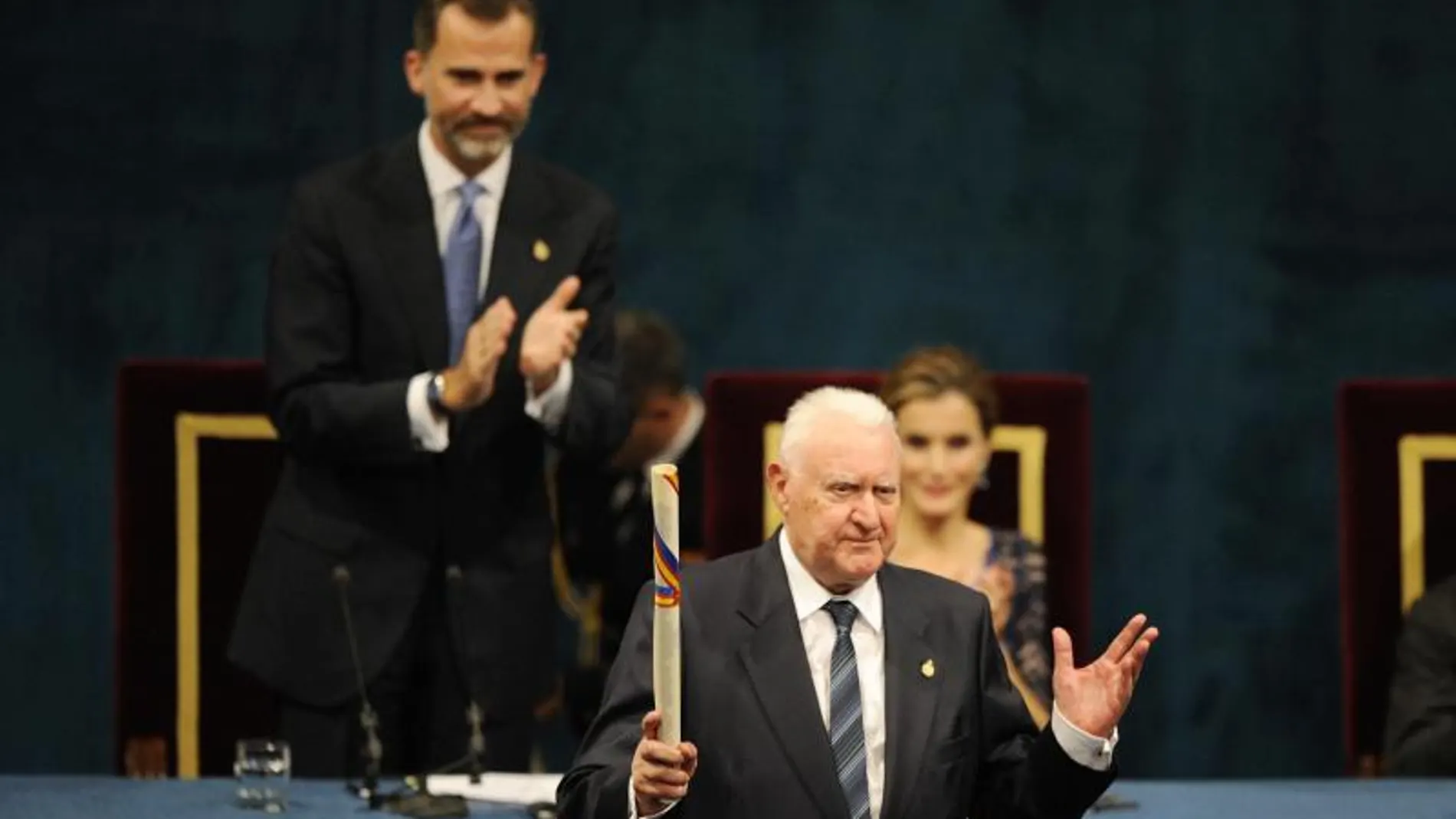 Joseph Pérez, al recibir el Premio Princesa de Asturias