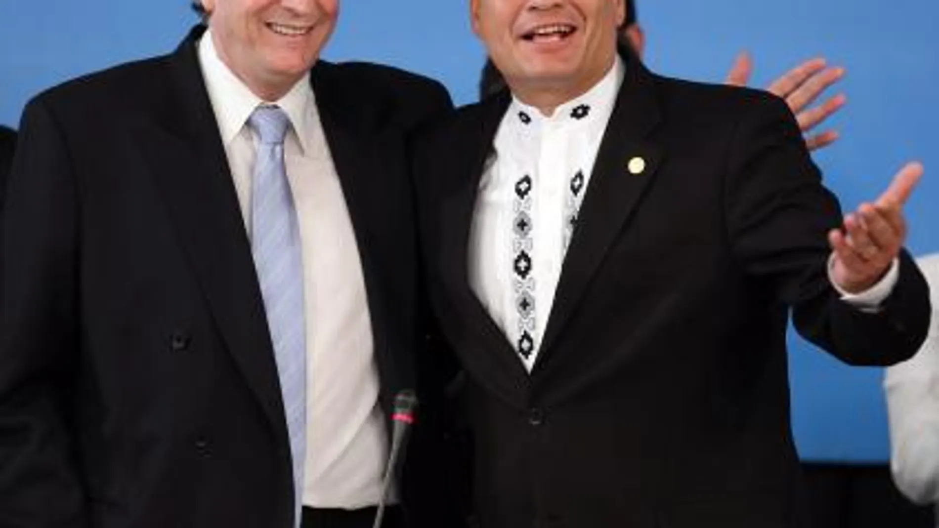 Néstor Kirchner y el presidente ecuatoriano, Rafael Correa