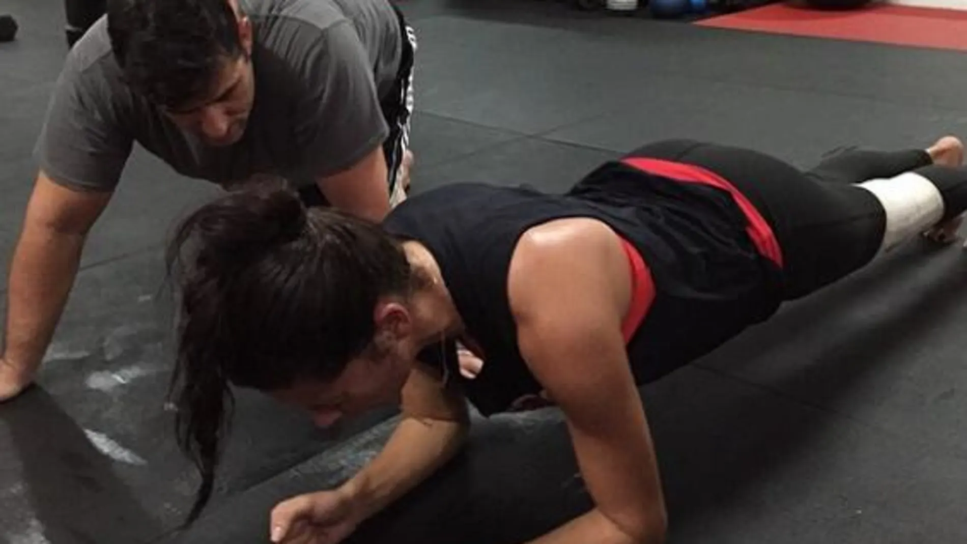 Adriana Lima se prepara para estar perfecta en Londres