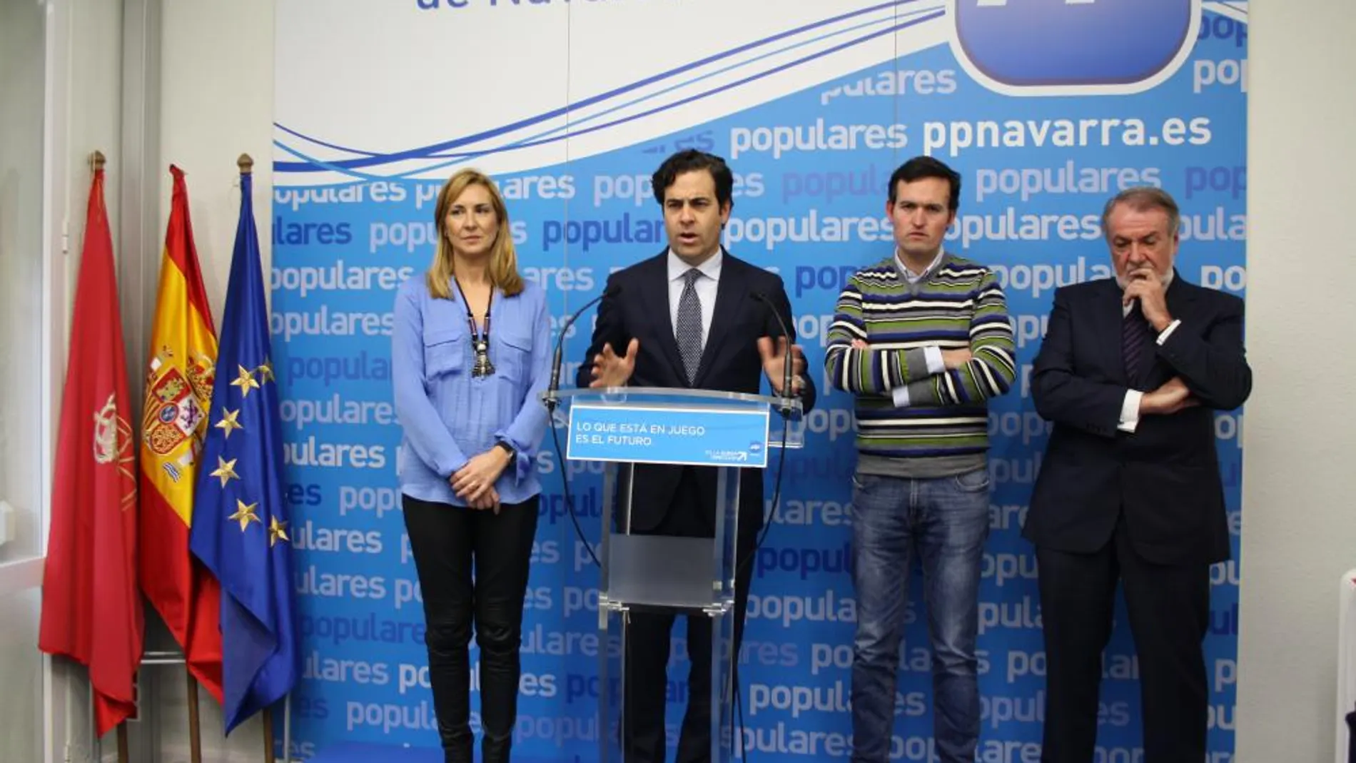 La portavoz parlamentaria, Ana Beltrán; el presidente de la Comisión gestora del partido popular, Pablo Zalba; el candidato Juan Antonio Extremera y el exministro y exeurodiputado del PP, Jaime Mayor Oreja.