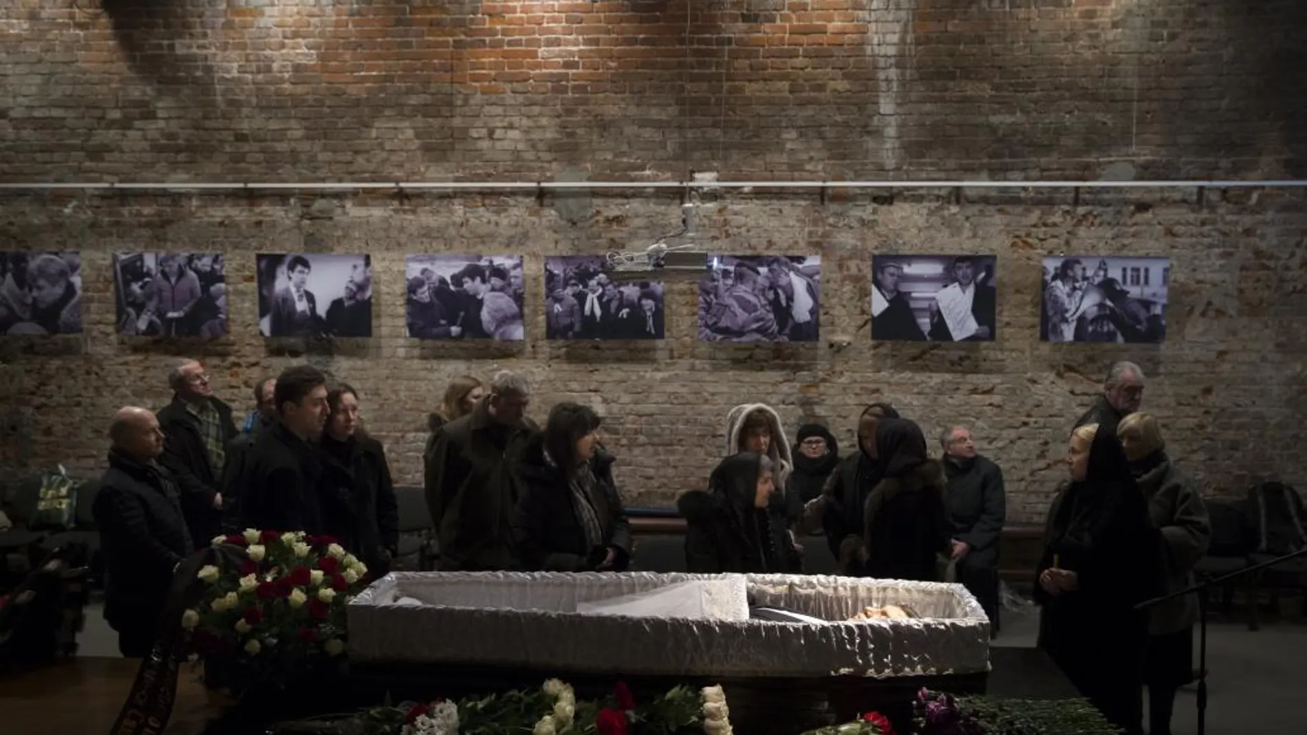 Amigos y familiares se despiden de Boris Nemtsov