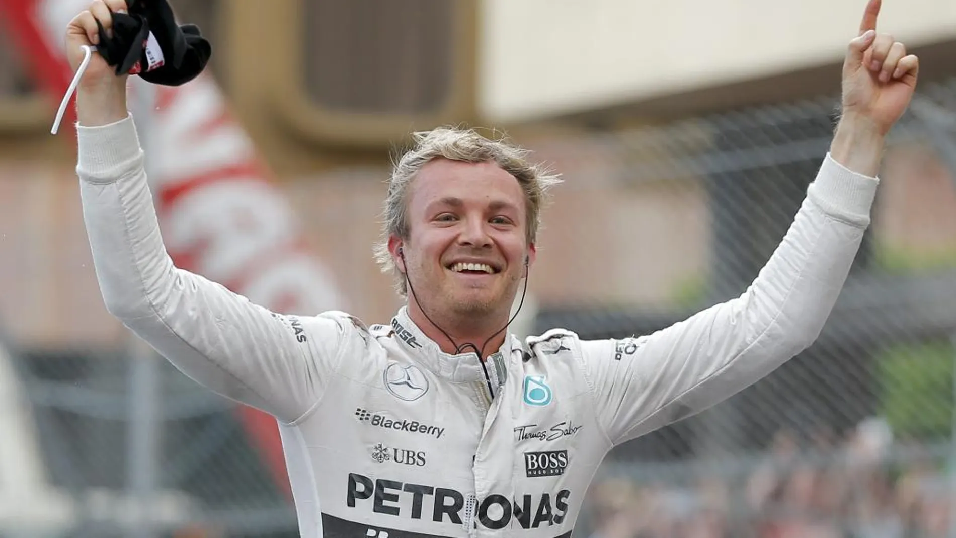 Nico Rosberg encadena su tercera victoria consecutiva