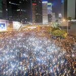 Vista aérea del centro de Hong Kong, ocupado por miles de ciudadanos que reclaman libertad política en la ex colonia británica