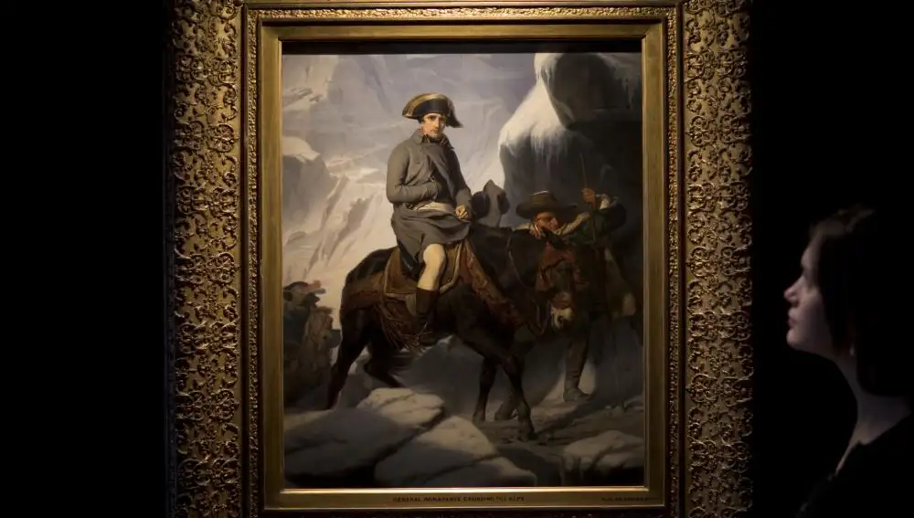 Óleo sobre lienzo de 1853 titulado «Napoleón cruzando los Alpes, mayo de 1800» del artista francés Hippolyte Paul Delaroche