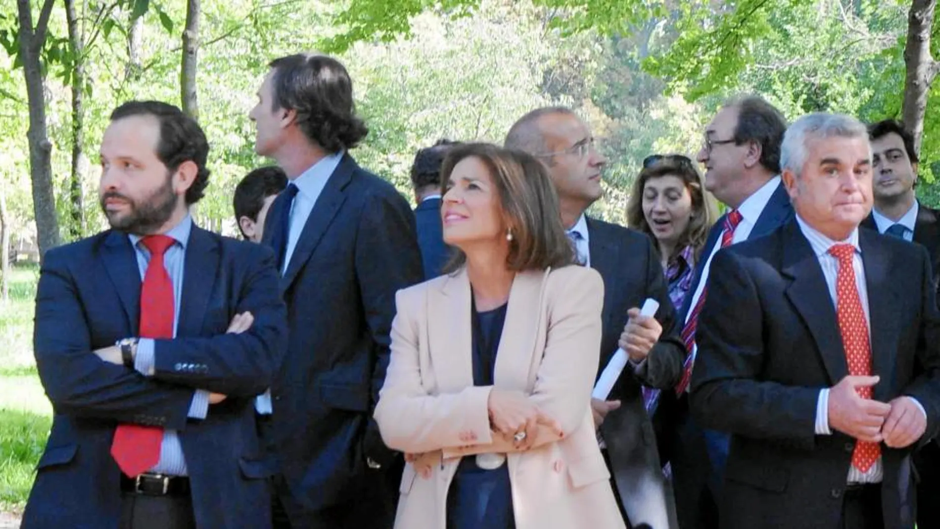 La alcaldesa de Madrid visitó ayer la Casa de Campo, donde se han invertido 2,7 millones en seis proyectos