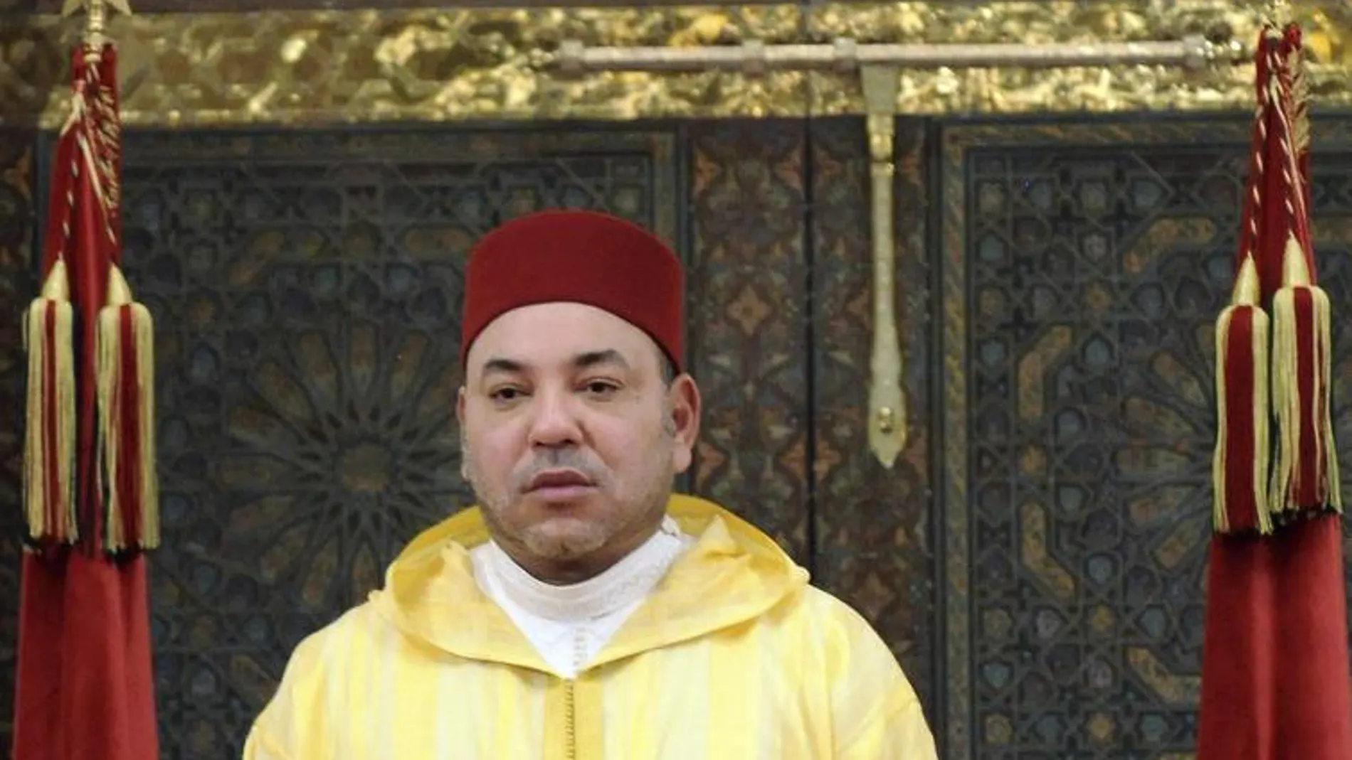 Fotografía facilitada por la Agencia de Prensa marroquí (MAP) del rey Mohamed VI de Marruecos mientras pronuncia su discurso durante la celebración de la Fiesta del Trono, el 30 de julio de 2013