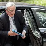  Juncker plantea medidas para desbloquear el dinero que evite el impago de Atenas