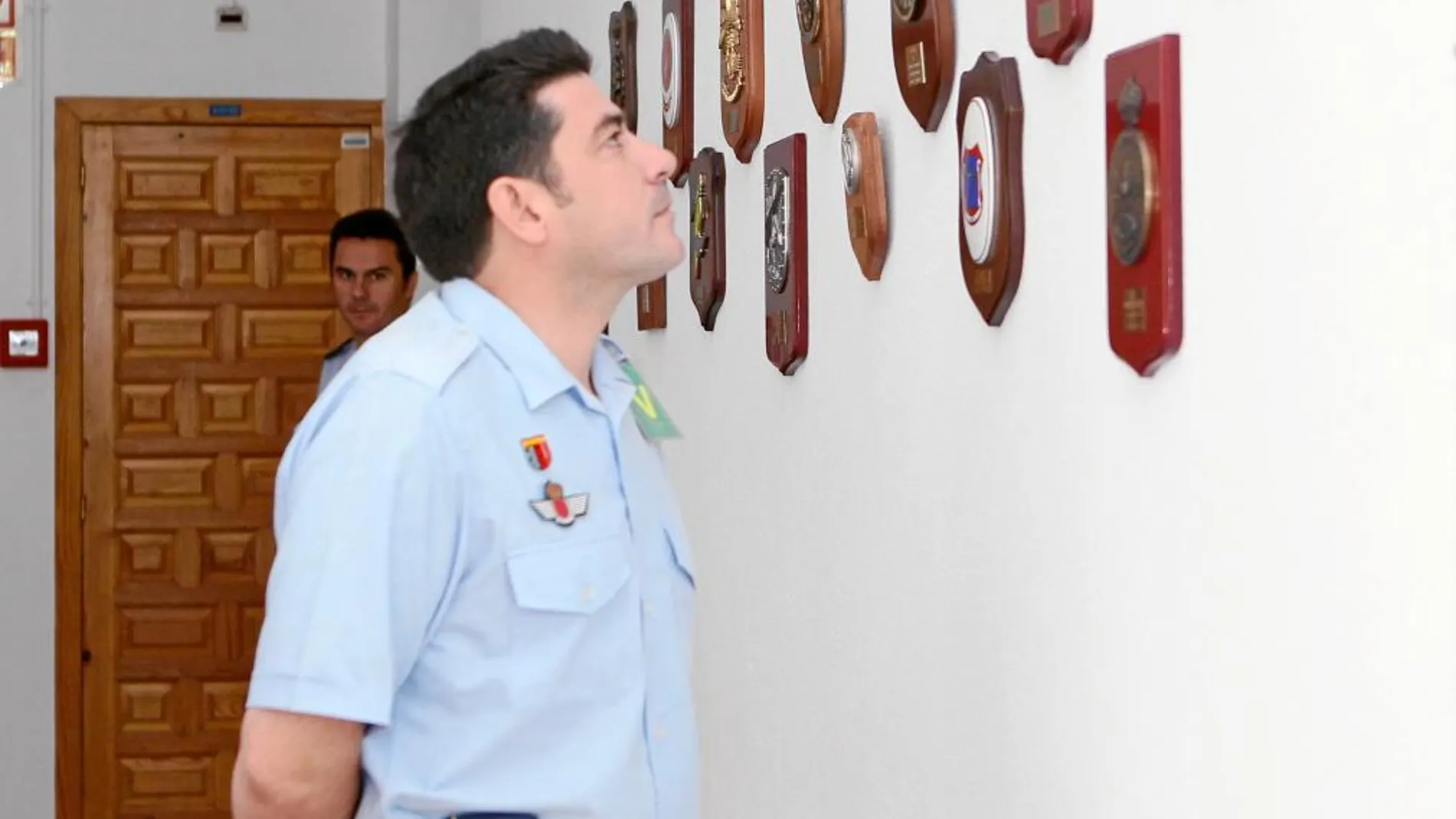 El alcalde de Alcorcón concluye su periodo de formación como alférez voluntario en el Ejército del Aire