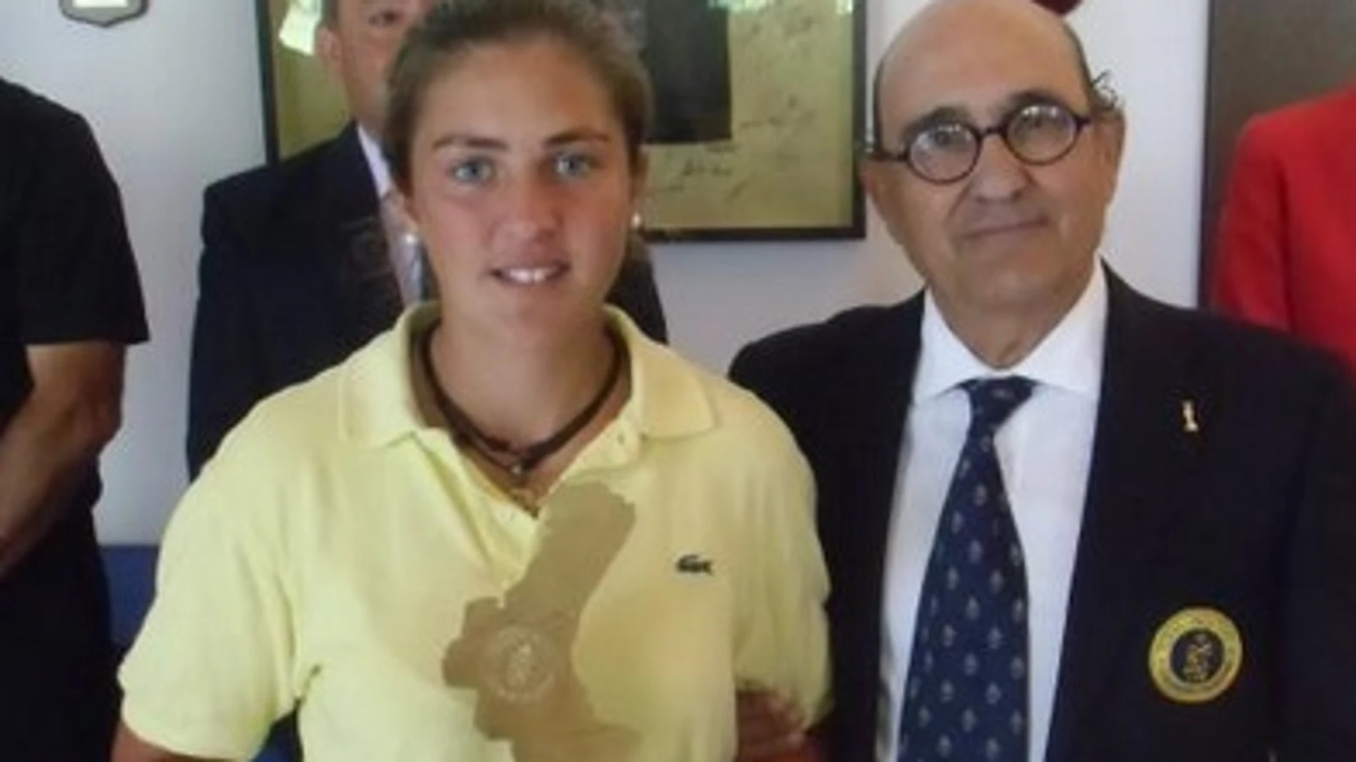 María Parra, al recibir el premio