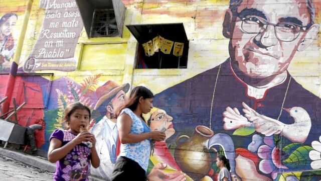 La plaza del Divino Salvador del Mundo acogerá hoy la ceremonia, en la que participarán 250.000 personas