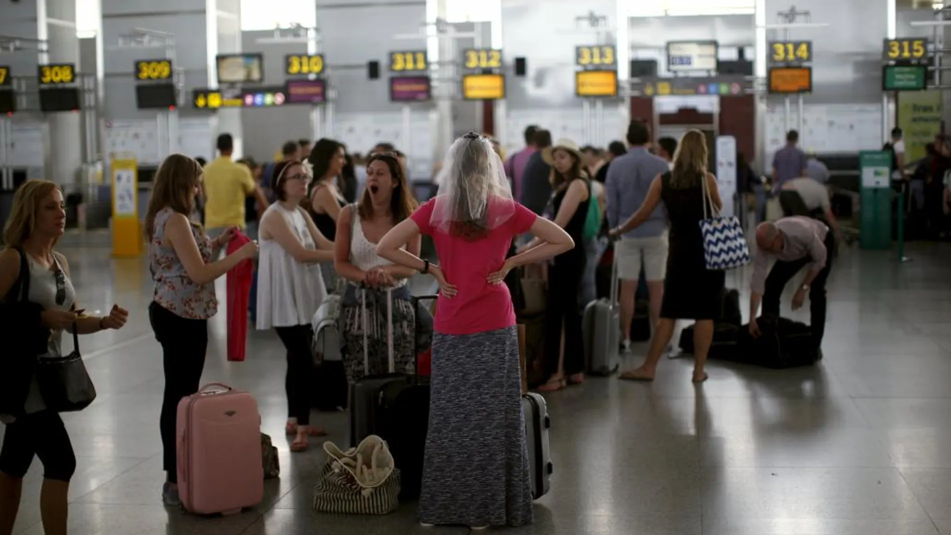 Aena registra 72 millones de pasajeros hasta mayo, un 5,7 % más