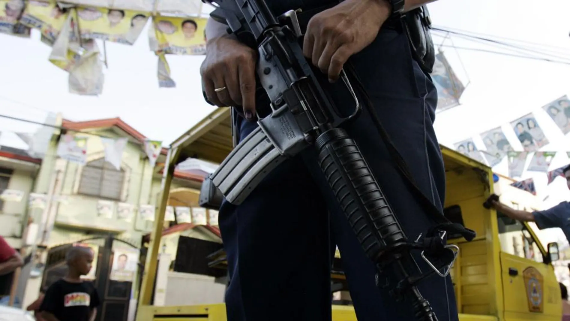 Los policías de Filipinas, los malos de la película