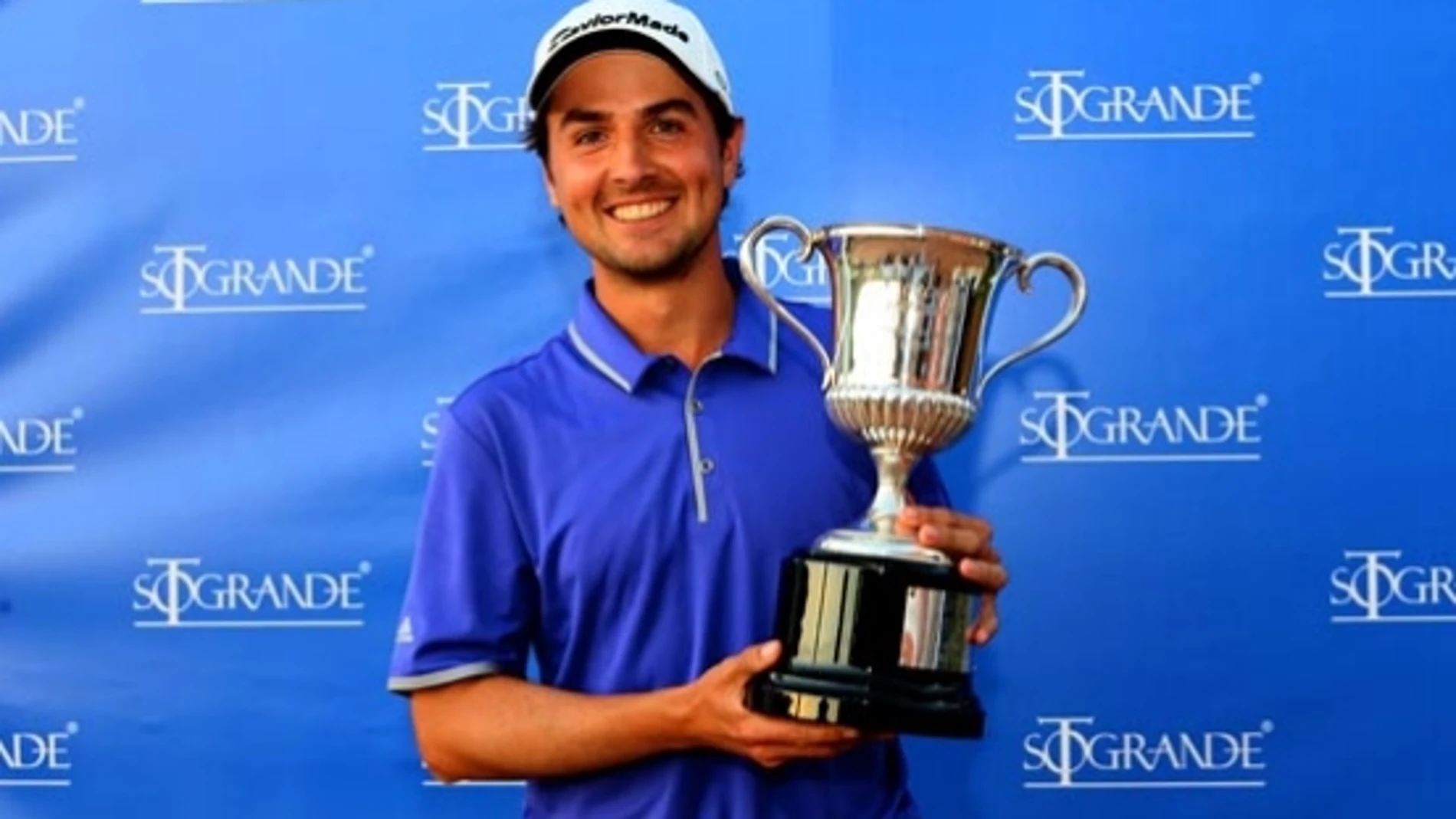 Jordi García del Moral, con el título del Gecko Pro Tour