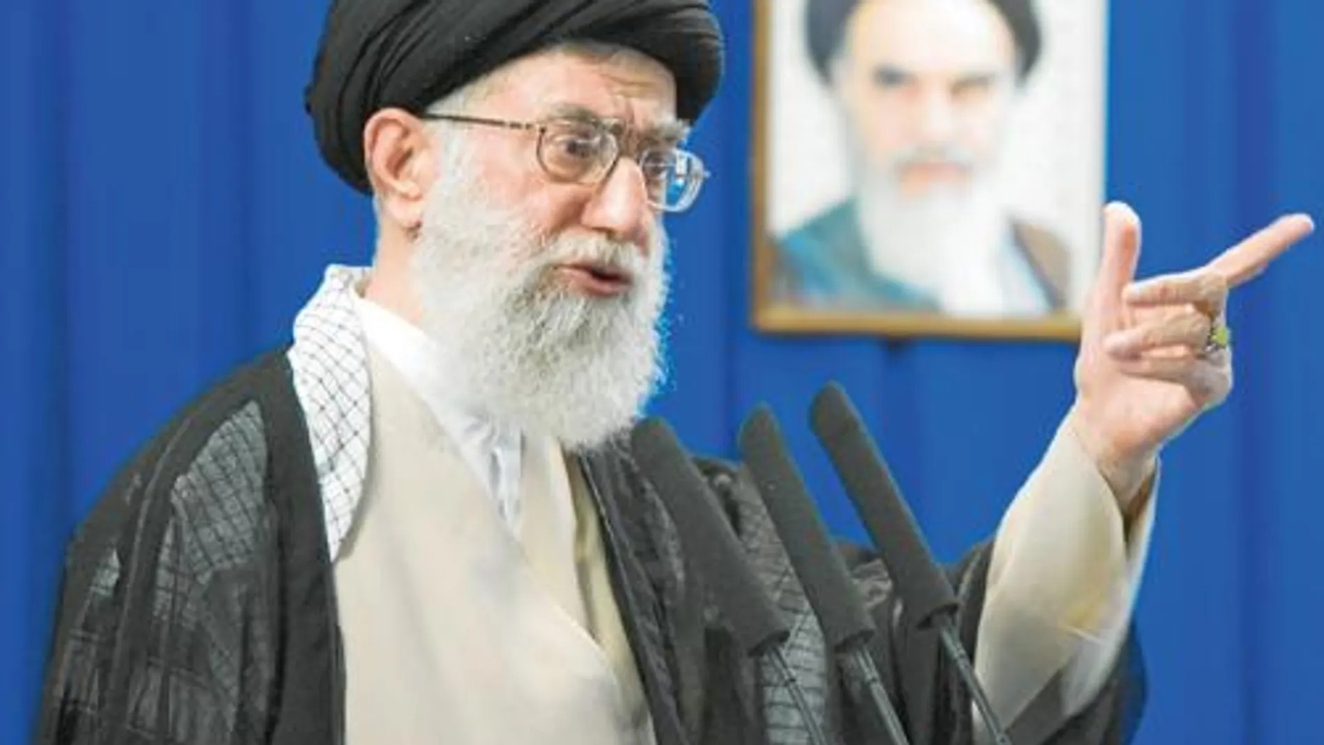 Jamenei exige el fin de las protestas