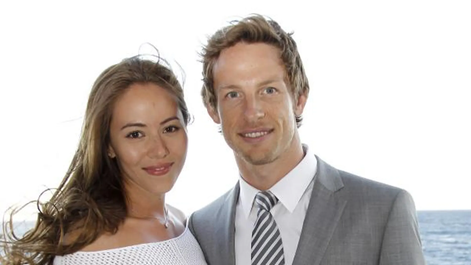 Jessica Michibata y Jenson Button se ha casado en Hawai