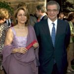 El presidente de Telefónica, Cesar Alierta, junto a su esposa Ana Cristina Placer.