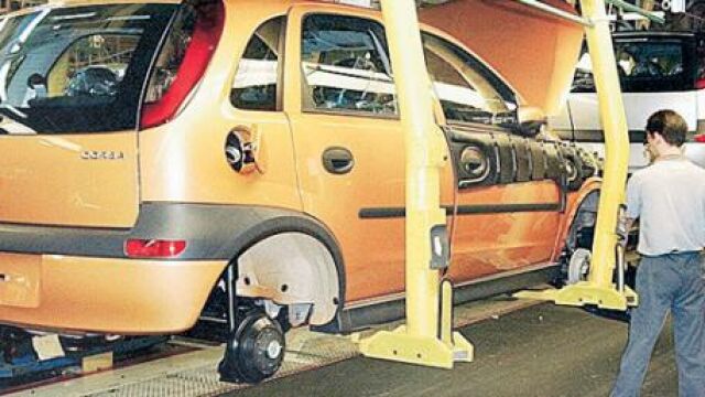 Alemania está dispuesta a escuchar más ofertas de compra sobre Opel