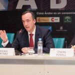 El secretario de Estado de Seguridad, Francisco Martínez, en el centro, durante su intervención.