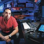 «La diversión está en fusionarte con el público, en poner la pista patas arriba», dice