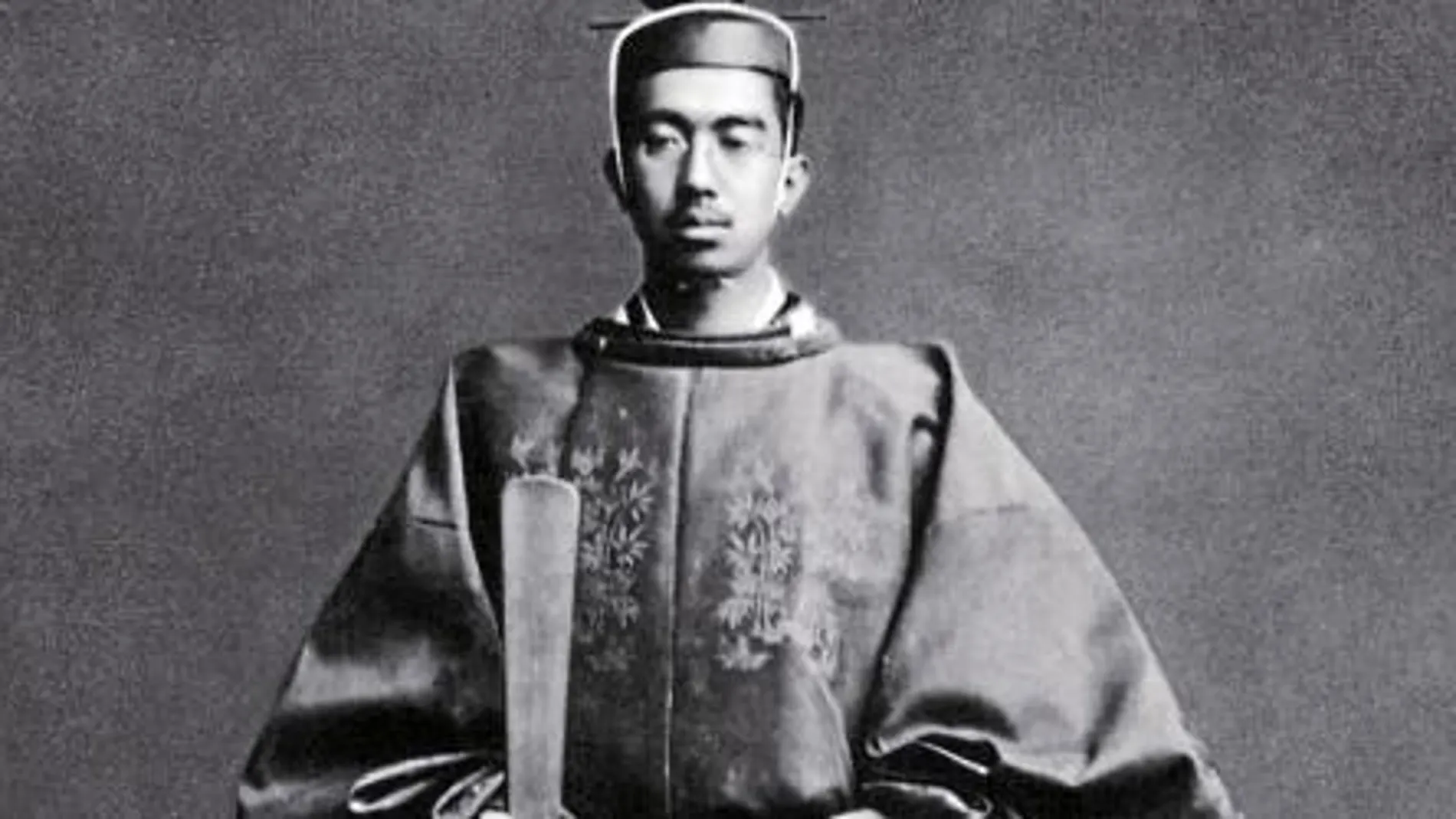 Hirohito ataviado para su ceremonia de coronación, el 10 de noviembre de 1928