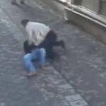 Un hombre salva a una mujer de un brutal apuñalamiento