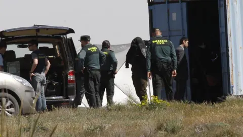 Registro de la Guardia Civil en la finca de Santa Cruz de la Zarza, Toledo