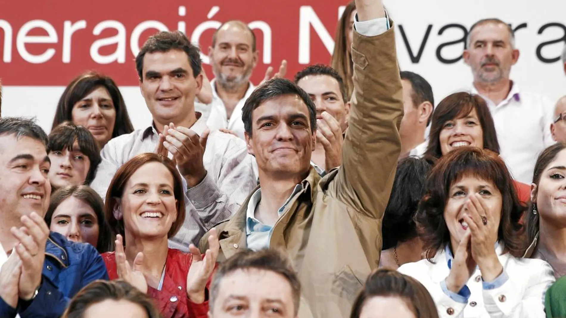 Pedro Sánchez ayer en un acto con militantes en Pamplona