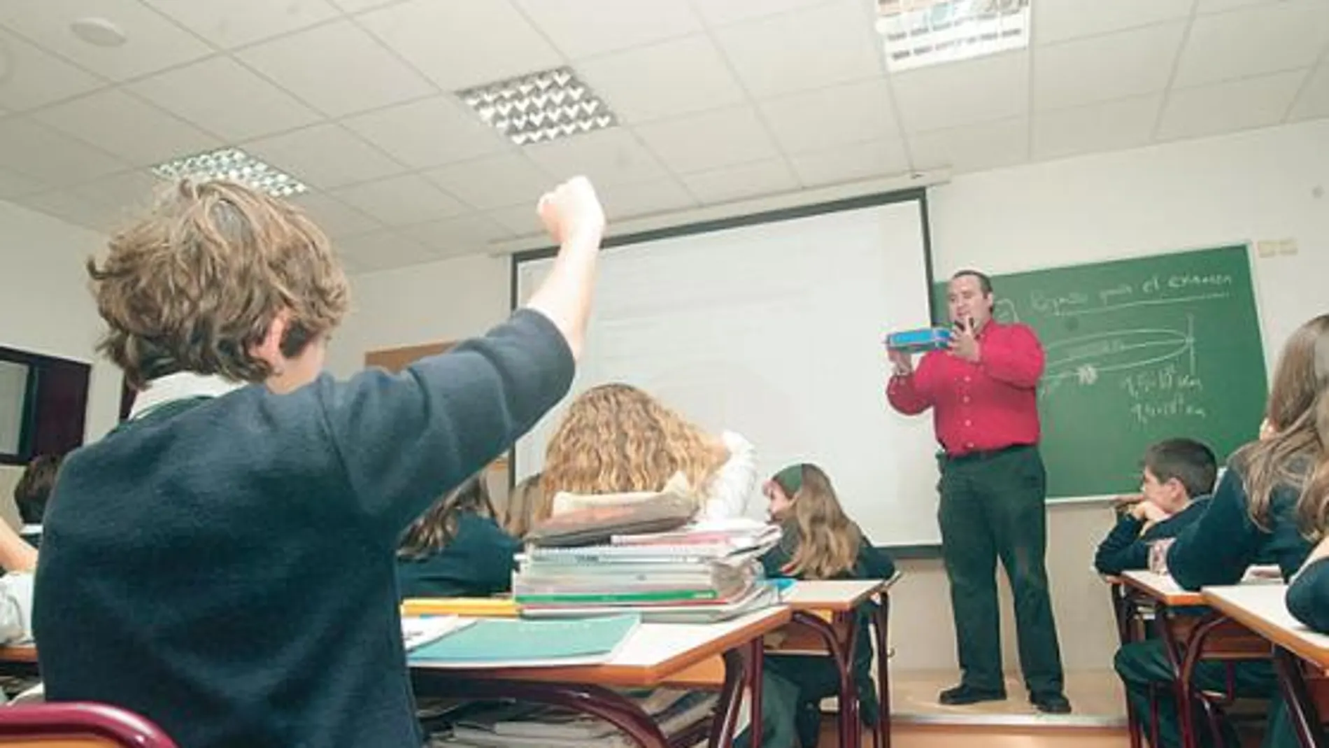Un total de 1.450 docentes estuvieron de baja en abril en la provincia