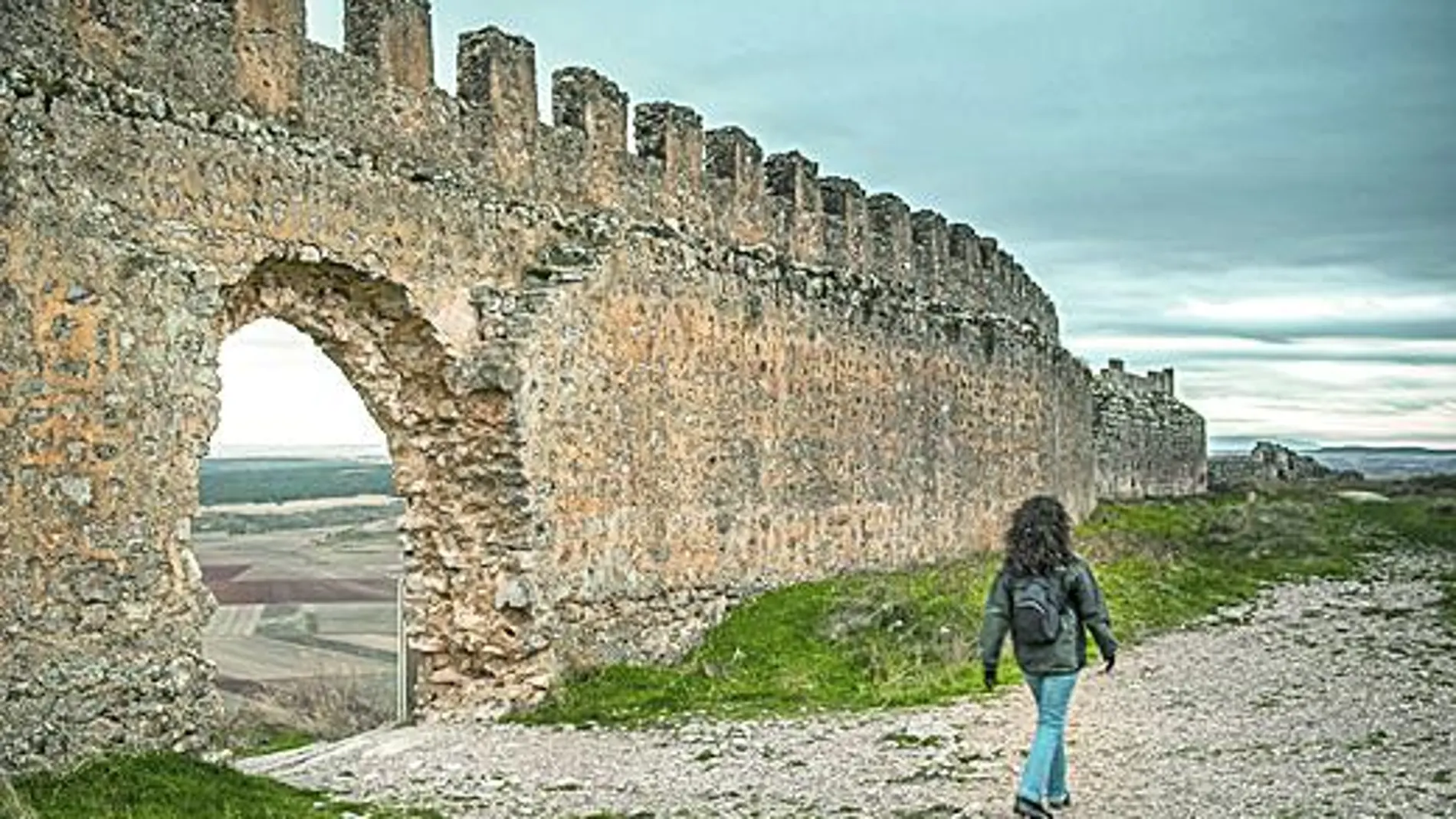 La fortaleza de Gormaz es el castillo más largo de Europa, construido en los primeros años de la Reconquista
