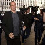 Varoufakis a su llegad a la reunión