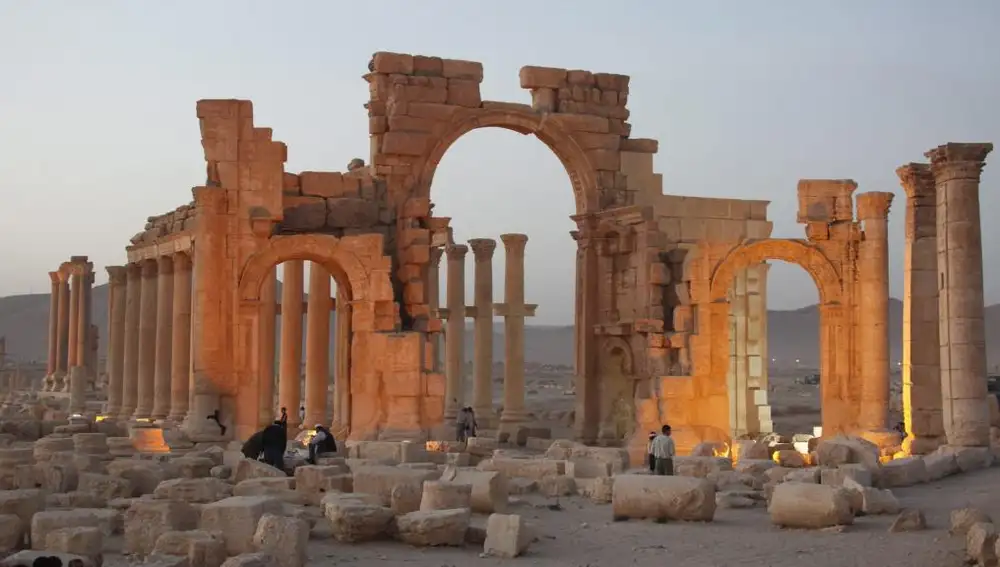 Antigua ciudad de Palmira en Siria. La antigua ciudad de Palmira, una de las joyas arqueológicas de Oriente Medio,.