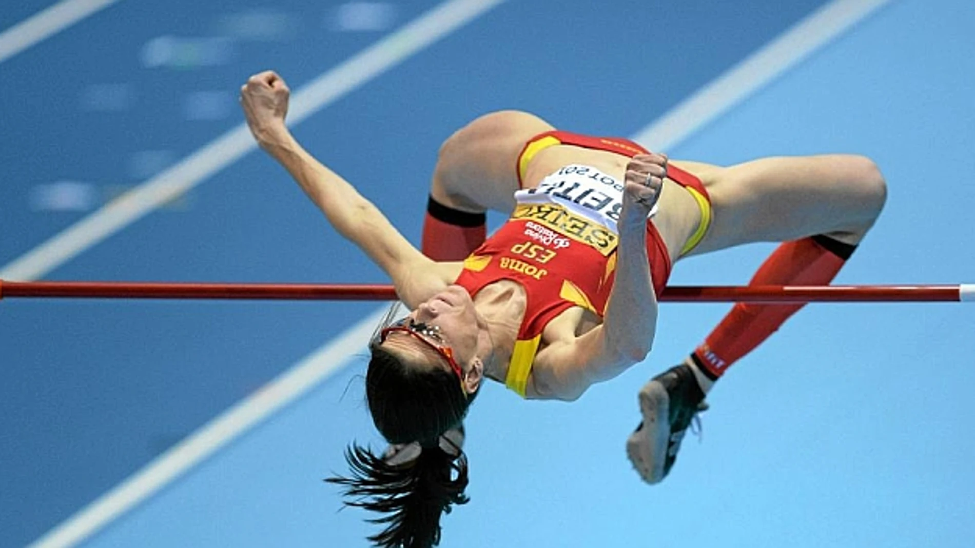 Ruth Beitia, líder mundial del año con 2,00 metros