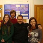 De izquierda a derecha, Rocío Romero Zaliz, Javier Arnedo, Igor Zwir y Coral del Val, investigadores de la Universidad de Granada