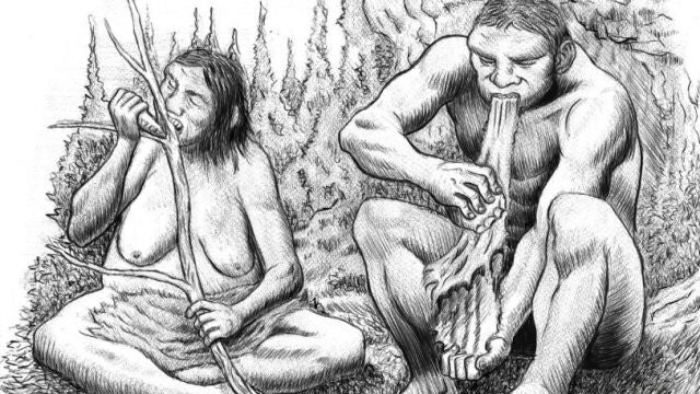 Recreación de dos neandertales ayudándose de la boca para realizar tareas cotidianas.