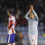 El jugador del Celta, Fabian Orellana, celebra su gol, segundo del equipo